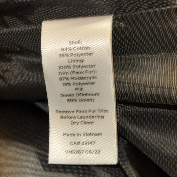 Talbots black white plaid down vest size small heavyweight, stylish and warm. - Picture 3 of 4